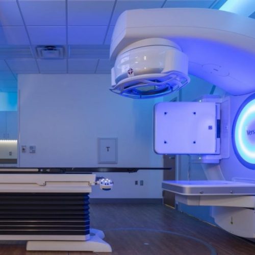 В „Комплексен онкологичен център – Бургас ” вече записвме за изследване с уникалния Пет скенер