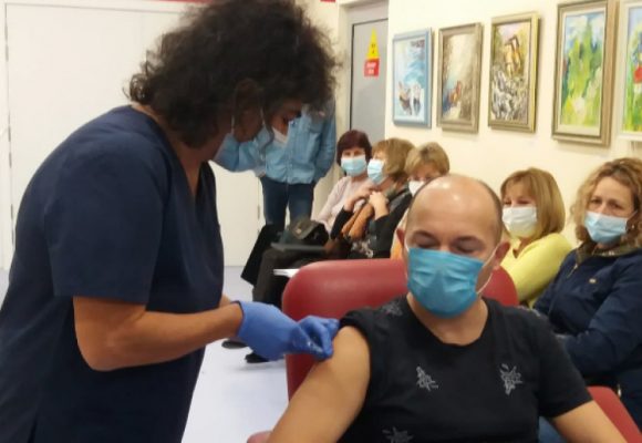 Д-р Николай Киселков, КОЦ-Бургас: „Дадох личен пример с ваксинацията!“
